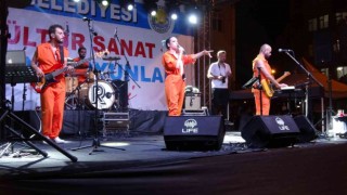 Yakakentte Türk Somonu Şöleni