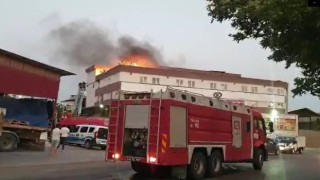 Yangını görüntüleyip söndürülmesi için dua etti