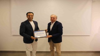 Yılın en iyi futbol akademisi Paris Saint-Germain Academy
