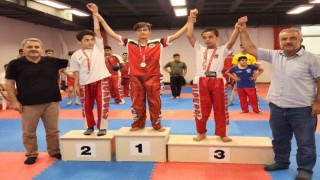 Yumruklar, 15 Temmuz Şehitleri için vuruldu