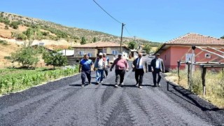 Zelyurt, asfalt çalışmalarını yerinde inceledi