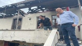2 katlı ev yangında kullanılmaz hale geldi
