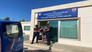 20 suç kaydı bulunan ve 19 yıl hapis cezası ile aranan firari yakalandı