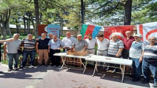 30 Ağustos Zafer Bayramında tüm şehitler için Kuran- Kerim hatmi ve duası