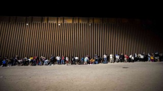 ABD'de göçmenlere uygulanan “Meksika'da Kal” programına son verildi