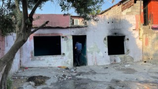 Adanada kullanılmayan evde erkek cesedi bulundu