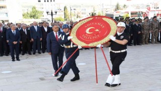 Adıyamanda 30 Ağustos Zafer Bayramı kutlandı