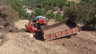 Adıyamanda traktör devrildi: 1 ölü, 8 yaralı