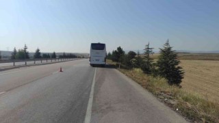 Afyonkarahisarda tıra otobüs ve kamyon çarptı: 2 ölü, 5 yaralı