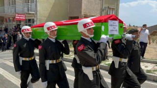 Afyonkarahisarda vefat eden Kıbrıs gazisi için askeri tören