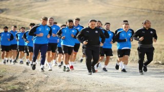 Afyonspor güne kros koşusu ile başladı