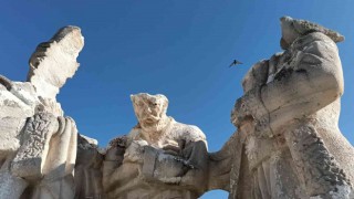 Ahilik Haftasına hazırlanılan Kırşehirde, ‘Ahi Evran, Yunus Emre, Hacı Bektaş-ı Veli heykelleri parçalandı
