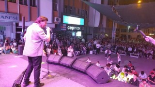 Ahmet Şafak İskilipte konser verdi