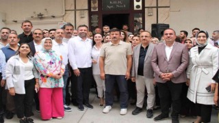 AK Parti, İzmirde Karınca Modeli ile 3 yılda 80 bin ziyaret yaptı, 500 bin kişiye ulaştı