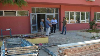 Akçakocada okullar güçlendiriliyor