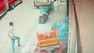 Alacak-verecek sebebiyle tartıştığı yeğenini kurşun yağmuruna tuttu