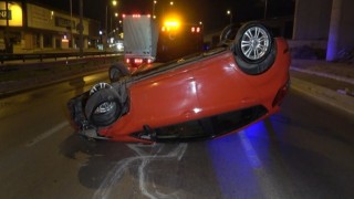 Alkollü sürücü takla attığı otomobilden burnu bile kanamadan çıktı