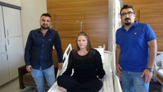 Amerikalı hemşire Vana geldi, devlet hastanesinde estetik operasyonu yaptırdı