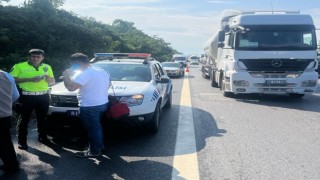 Anadolu Otoyolunun farklı noktalarındaki kazalarda 18 araç çarpıştı