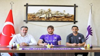 Anıl Atağ sözleşmesini 2 yıl daha uzattı