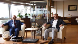 Antalya Valisi Yazıcıdan Rektör Sözbire ziyaret