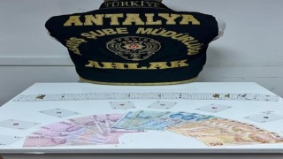 Antalyada kumar operasyonu: 8 kişiye 14 bin 421 lira ceza