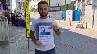 Antalyadan geldi sokak sokak dolaşıp kayıp kardeşini arıyor