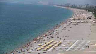 Antalyaya hava yoluyla gelen turist sayısı 7 milyonu geçti