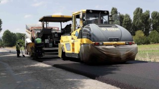 Asfalt serim çalışmaları her sokakta sürüyor