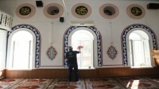 Aydın Büyükşehir Belediyesi cami temizliklerini sürdürüyor