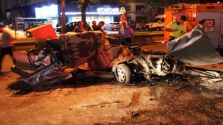 Aydında otomobil halk otobüsüne çarptı: 1 ölü, 3 yaralı