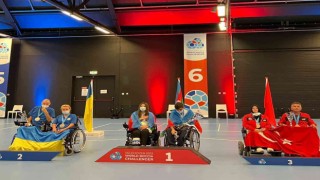 Bağcılarlı kardeş sporcular Hollandadan madalyayla döndü