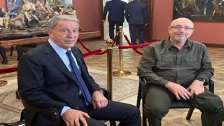 Bakan Akar, Lvivde Ukraynalı mevkidaşı Reznikov ile görüştü