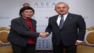 Bakan Çavuşoğlu, Yeni Zelanda Dışişleri Bakanı Mahuta ile görüştü
