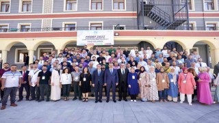 Bakan Özerden ‘Akademik Gelişim ve Kariyer Planlama Toplantısına sürpriz ziyaret