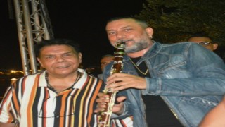 Balık Ayhan ile Hüsnü Şenlendirici Ayvalıkta buluştu