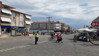 Balıkesirde polis ve jandarma operasyonunda gözaltına alınan 33 kişiden 7si tutuklandı