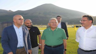 Başkan Büyükkılıç ve Vali Çiçekten Erciyeste turizm zirvesi