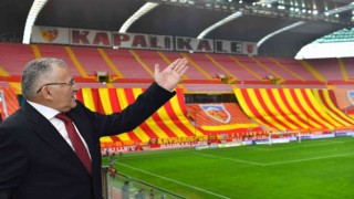 Başkan Büyükkılıçtan yeni sezonda Kayserispora tam destek çağrısı