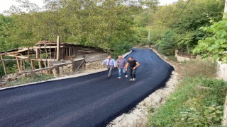 Başkan Sözen devam eden asfalt çalışmalarını inceledi