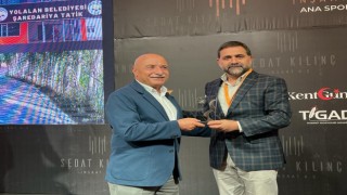 Başkan Uçara bir ödül daha