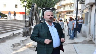 Başkanvekili Pehlivandan İZSUya tepki: Delik deşik edip bıraktıkları yolları biz yapacağız