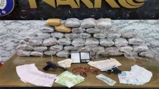 Bayrampaşada zehir tacirlerine operasyon