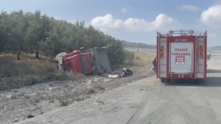 Bursada çimento yüklü kamyon devrildi : 1 ölü