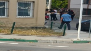 Bursada genç kızların kavgası kamerada