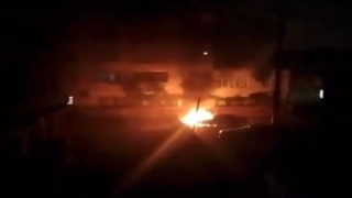 Bursada park halindeki otomobil alev topuna döndü