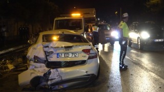 Bursada zincirleme kaza: 1i ağır 5 yaralı