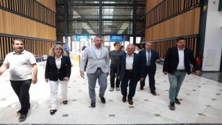 Büyükkılıçtan Türkiye Ve Avrupanın en büyük karma AVMsi KUMSmalla ziyaret