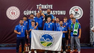 Büyükşehirin güreş takımı 1.Ligde