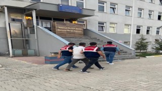 Cinayet zanlısı alışveriş yaparken yakalandı